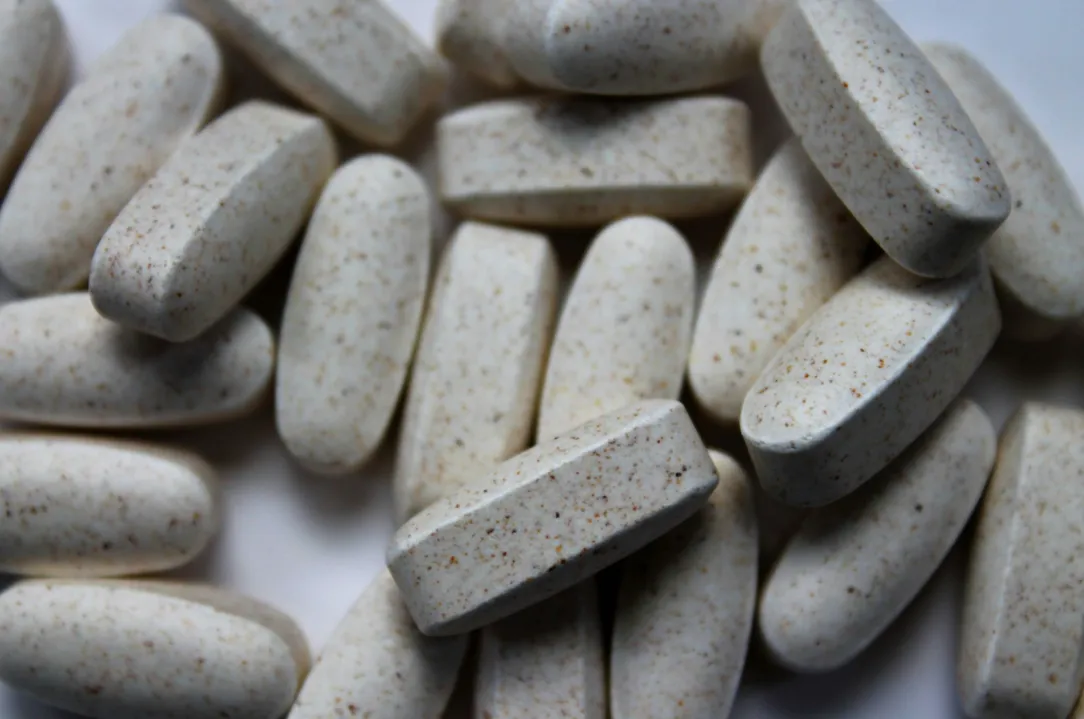 Daily supplement capsules